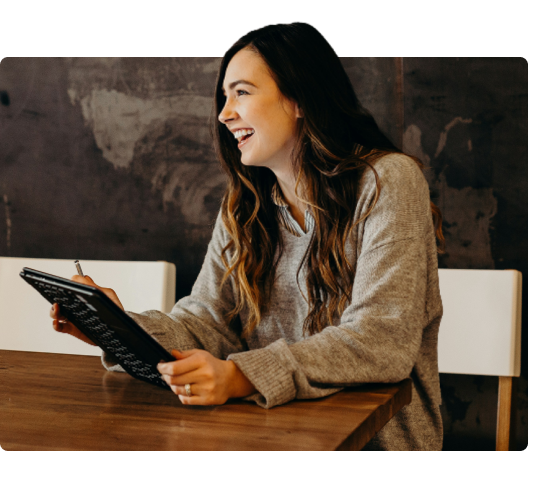 Profissional de consultoria contabil em atendimento